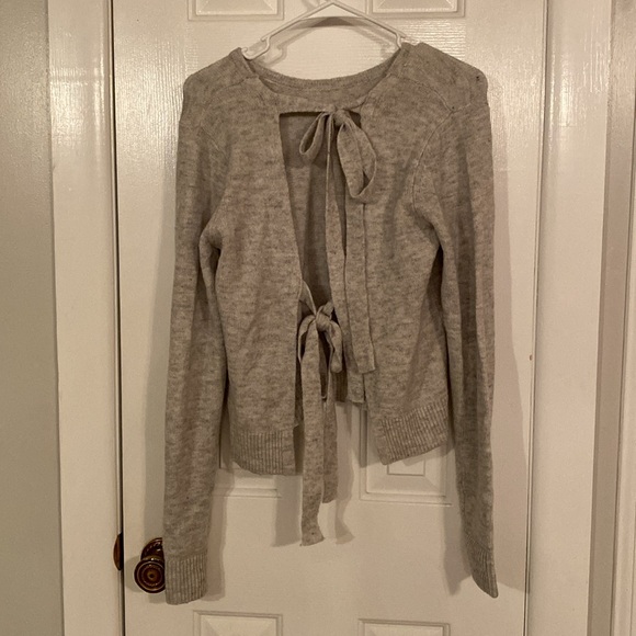 Forever 21 Gray Sweater with Bows - Picture 2 of 3